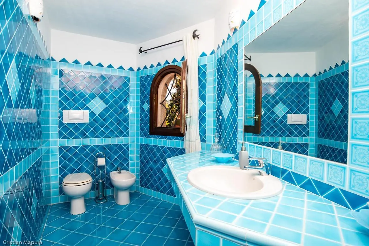 Villa Smeralda 坎尼吉翁 0*,